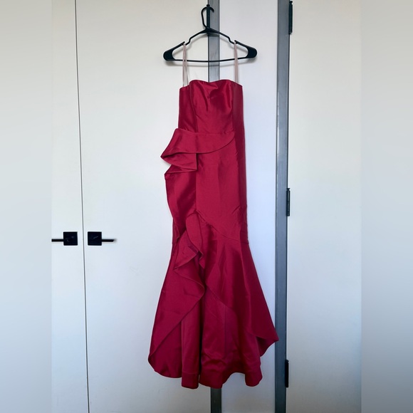 NWT Fame & Partners The Seller Red Strapless Bustier Evening Gown - Picture 4 of 7